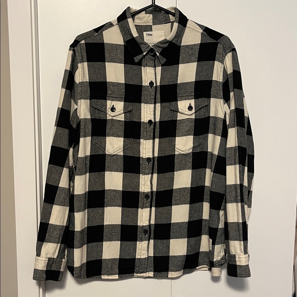 Tilley Black and White Plaid Button-Up Shirt